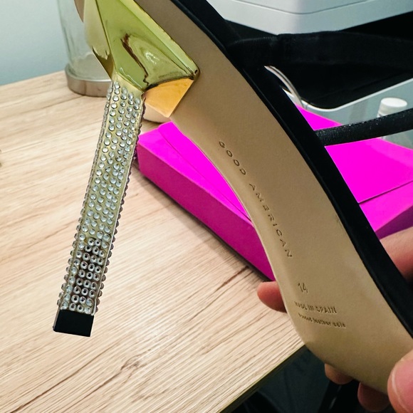 Good American Shine Kickstand Sandals - Picture 12 of 15